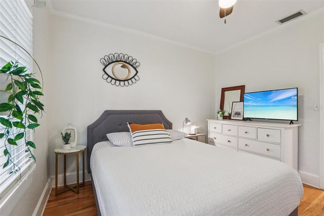 2934 6TH AVENUE N, St Petersburg, FL 33713