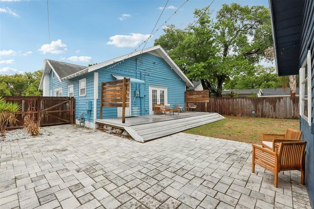 2934 6TH AVENUE N, St Petersburg, FL 33713