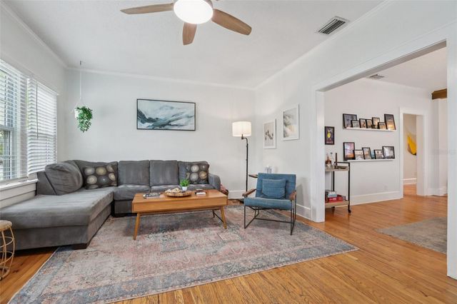 2934 6TH AVENUE N, St Petersburg, FL 33713