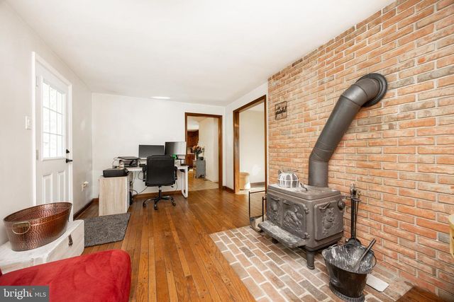 49 PARK RD, Boyertown, PA 19512