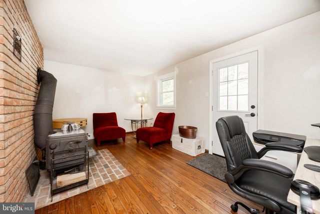 49 PARK RD, Boyertown, PA 19512