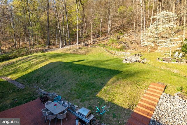 49 PARK RD, Boyertown, PA 19512
