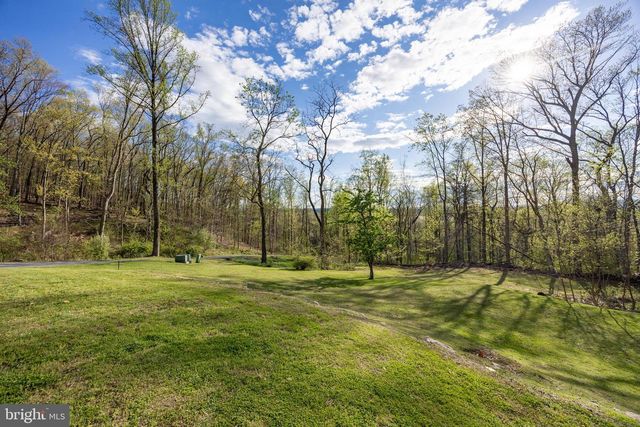 49 PARK RD, Boyertown, PA 19512