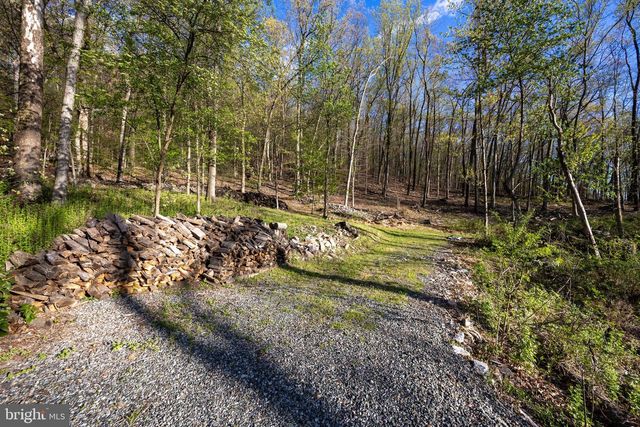49 PARK RD, Boyertown, PA 19512