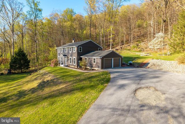 49 PARK RD, Boyertown, PA 19512