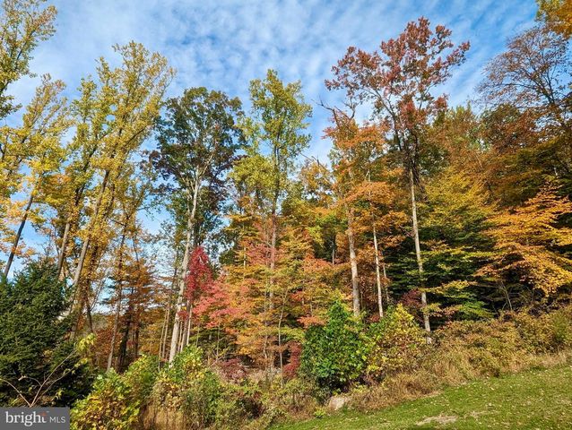 49 PARK RD, Boyertown, PA 19512