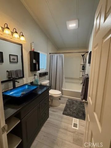 21851 Newland 63, Huntington Beach, CA 92646