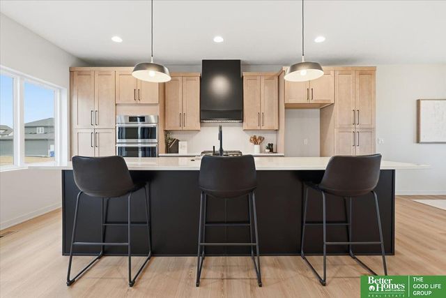 10902 S 218 Street, Gretna, NE 68028