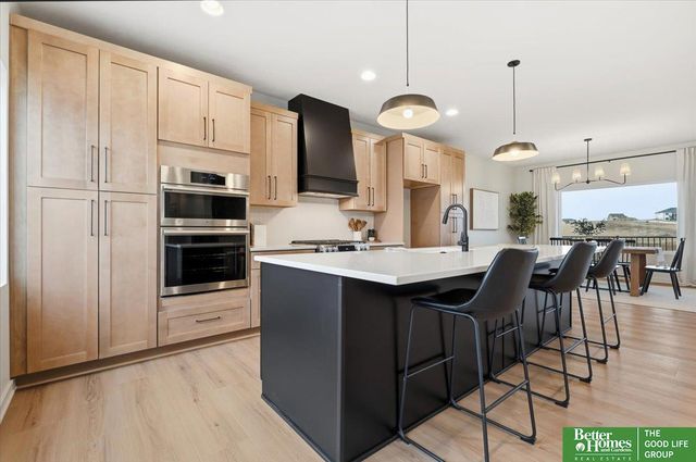 10902 S 218 Street, Gretna, NE 68028