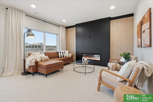 10902 S 218 Street, Gretna, NE 68028