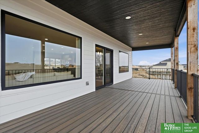 10902 S 218 Street, Gretna, NE 68028