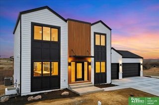 10902 S 218 Street, Gretna, NE 68028