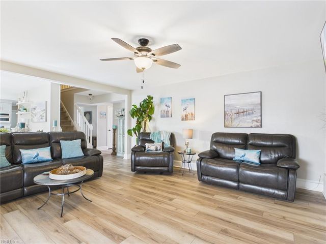 6 Canal DR, Poquoson, VA 23662