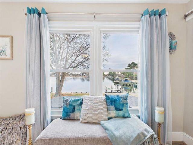 6 Canal DR, Poquoson, VA 23662