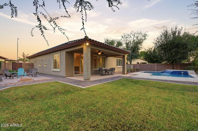 4168 S WHITE Drive, Chandler, AZ 85249