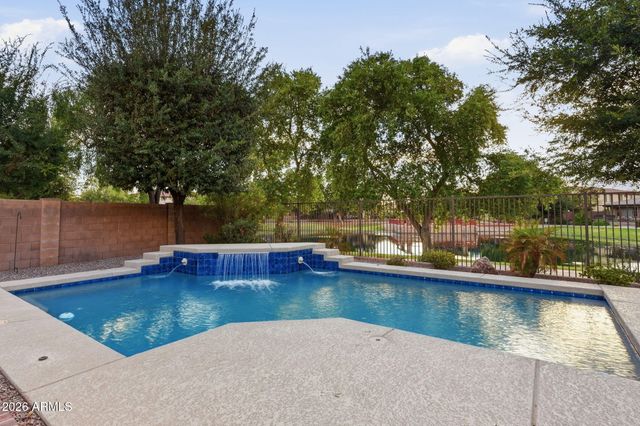 4168 S WHITE Drive, Chandler, AZ 85249