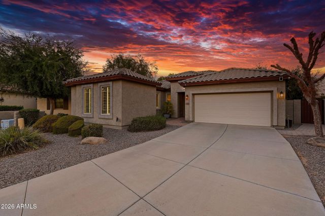 4168 S WHITE Drive, Chandler, AZ 85249
