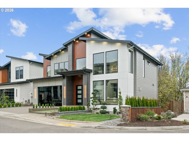 590 W U St, Washougal, WA 98671