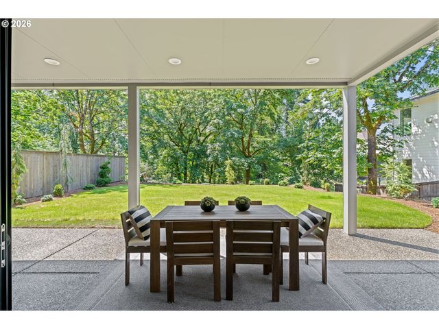 590 W U St, Washougal, WA 98671
