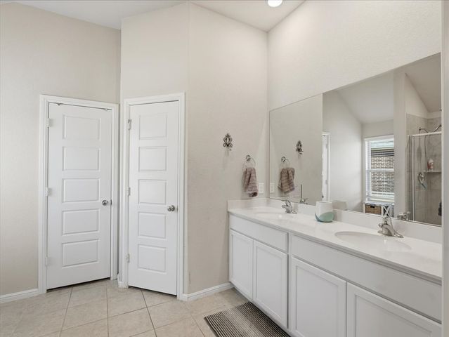 1207 Putnam Street, Mansfield, TX 76063