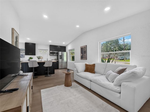 3911 LAKE MARGARET DRIVE, Orlando, FL 32812