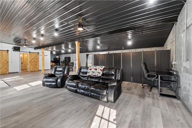 405 N Virginia Avenue, Adrian, MO 64720