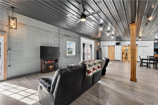 405 N Virginia Avenue, Adrian, MO 64720