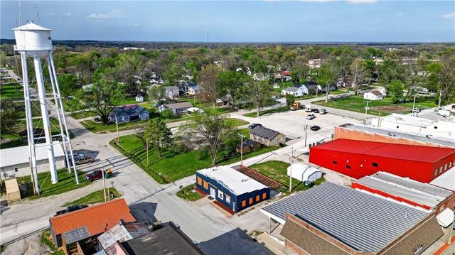 405 N Virginia Avenue, Adrian, MO 64720