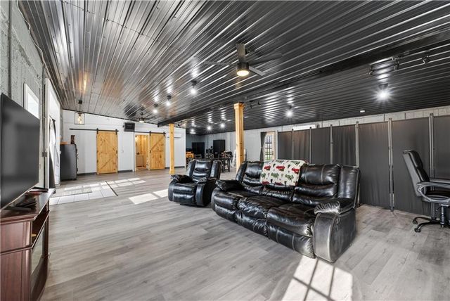 405 N Virginia Avenue, Adrian, MO 64720