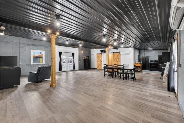 405 N Virginia Avenue, Adrian, MO 64720