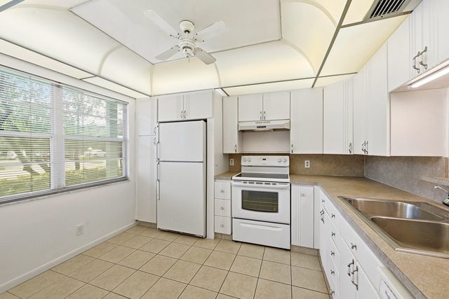 3004 Portofino Isle G1, Coconut Creek, FL 33066