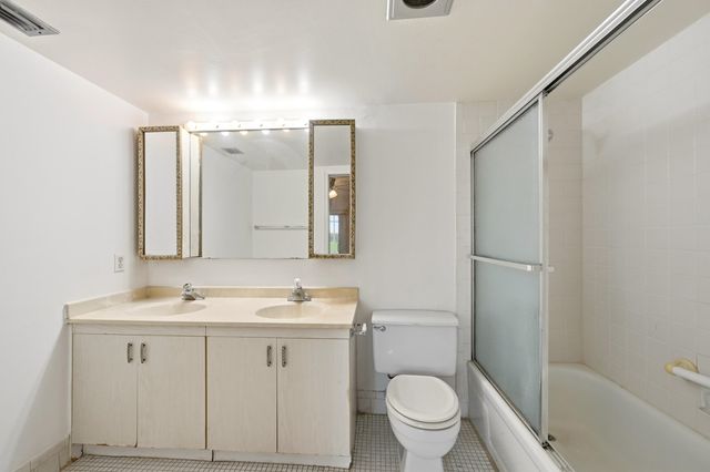 3004 Portofino Isle G1, Coconut Creek, FL 33066
