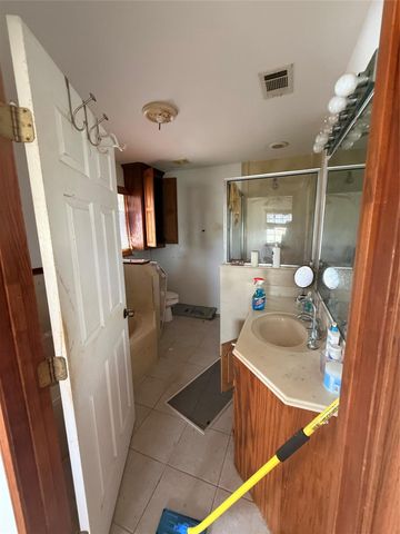 1551 County Road 441d, Brazoria, TX 77422