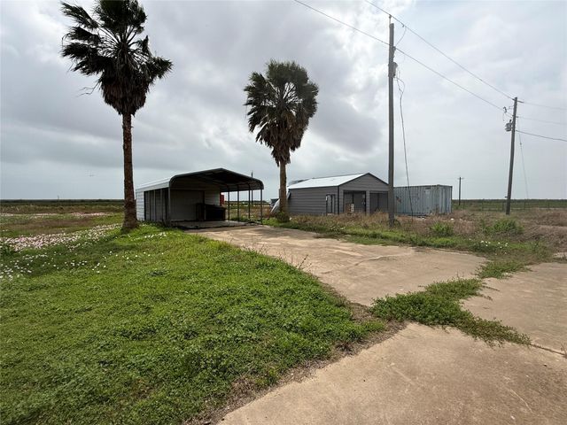 1551 County Road 441d, Brazoria, TX 77422