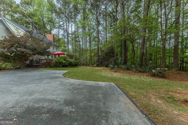 175 Weeping Willow Way, Tyrone, GA 30290