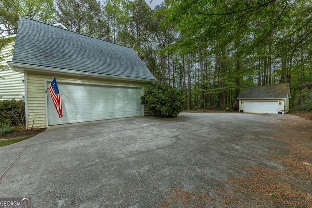 175 Weeping Willow Way, Tyrone, GA 30290