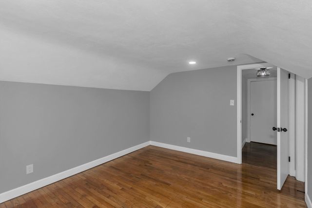 46 Knollwood St, Springfield, MA 01104