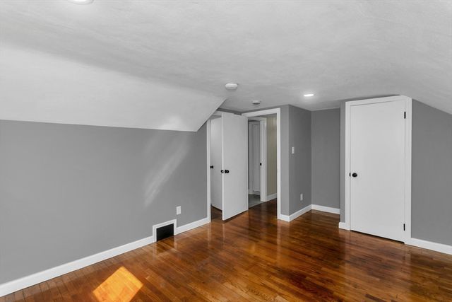 46 Knollwood St, Springfield, MA 01104