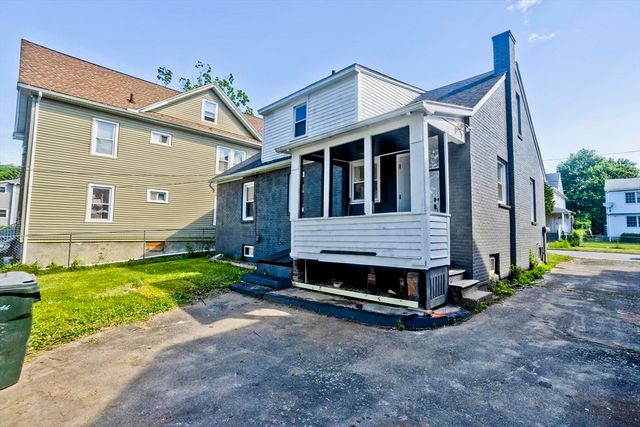 46 Knollwood St, Springfield, MA 01104