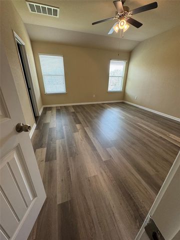 10801 Mule Train DR, Austin, TX 78754