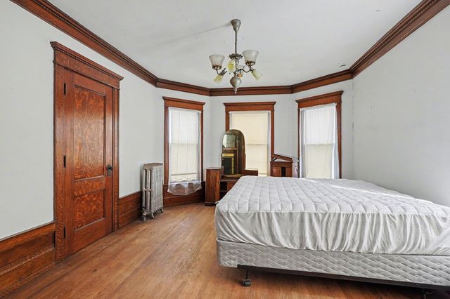 409 N Henry Street, Bay City, MI 48706