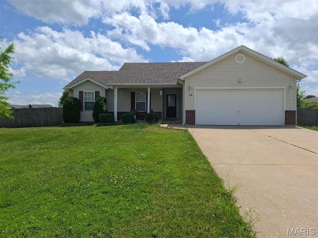 734 Warrior Pass, Warrenton, MO 63383