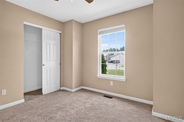 734 Warrior Pass, Warrenton, MO 63383