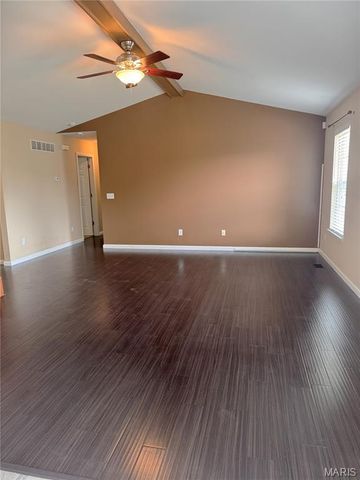 734 Warrior Pass, Warrenton, MO 63383
