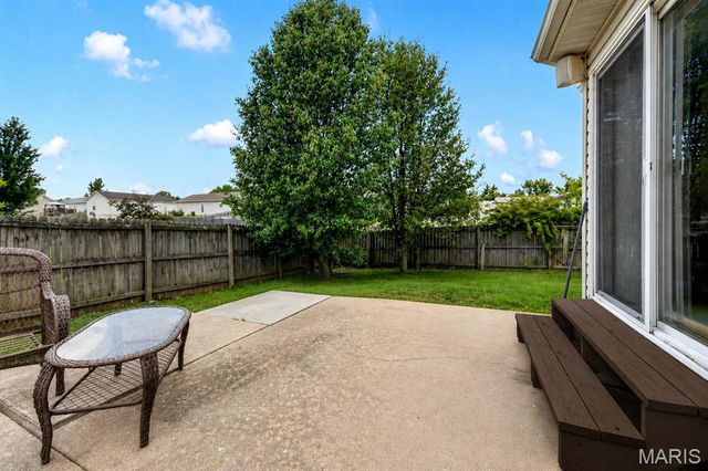 734 Warrior Pass, Warrenton, MO 63383