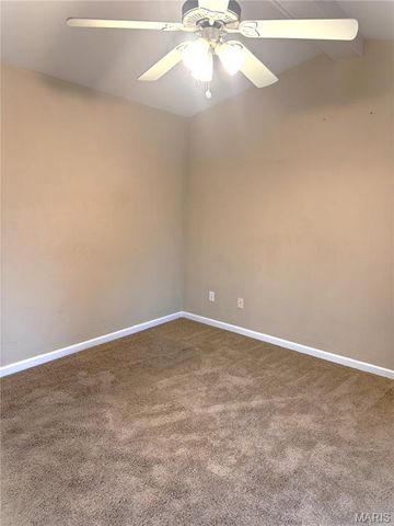 734 Warrior Pass, Warrenton, MO 63383