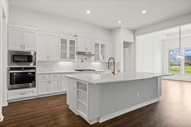 1336 Academy Oaks DR, San Marcos, TX 78666