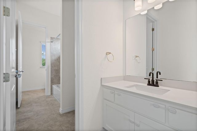 1336 Academy Oaks DR, San Marcos, TX 78666