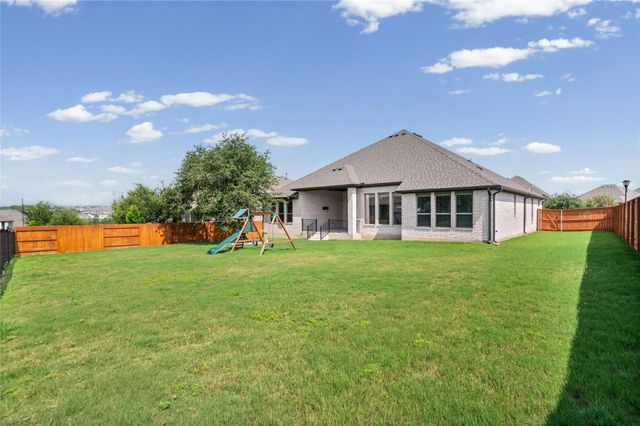 1336 Academy Oaks DR, San Marcos, TX 78666