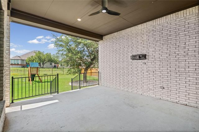 1336 Academy Oaks DR, San Marcos, TX 78666